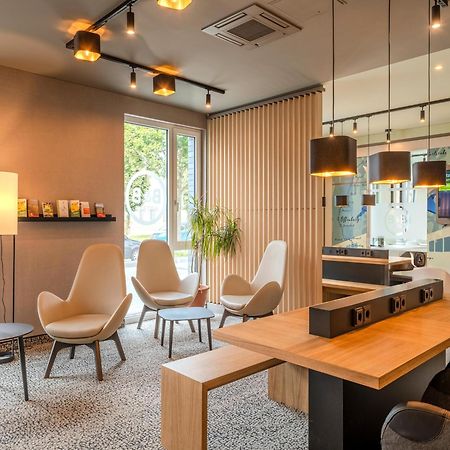 B&B Hotel Offenburg-Hbf ภายนอก รูปภาพ
