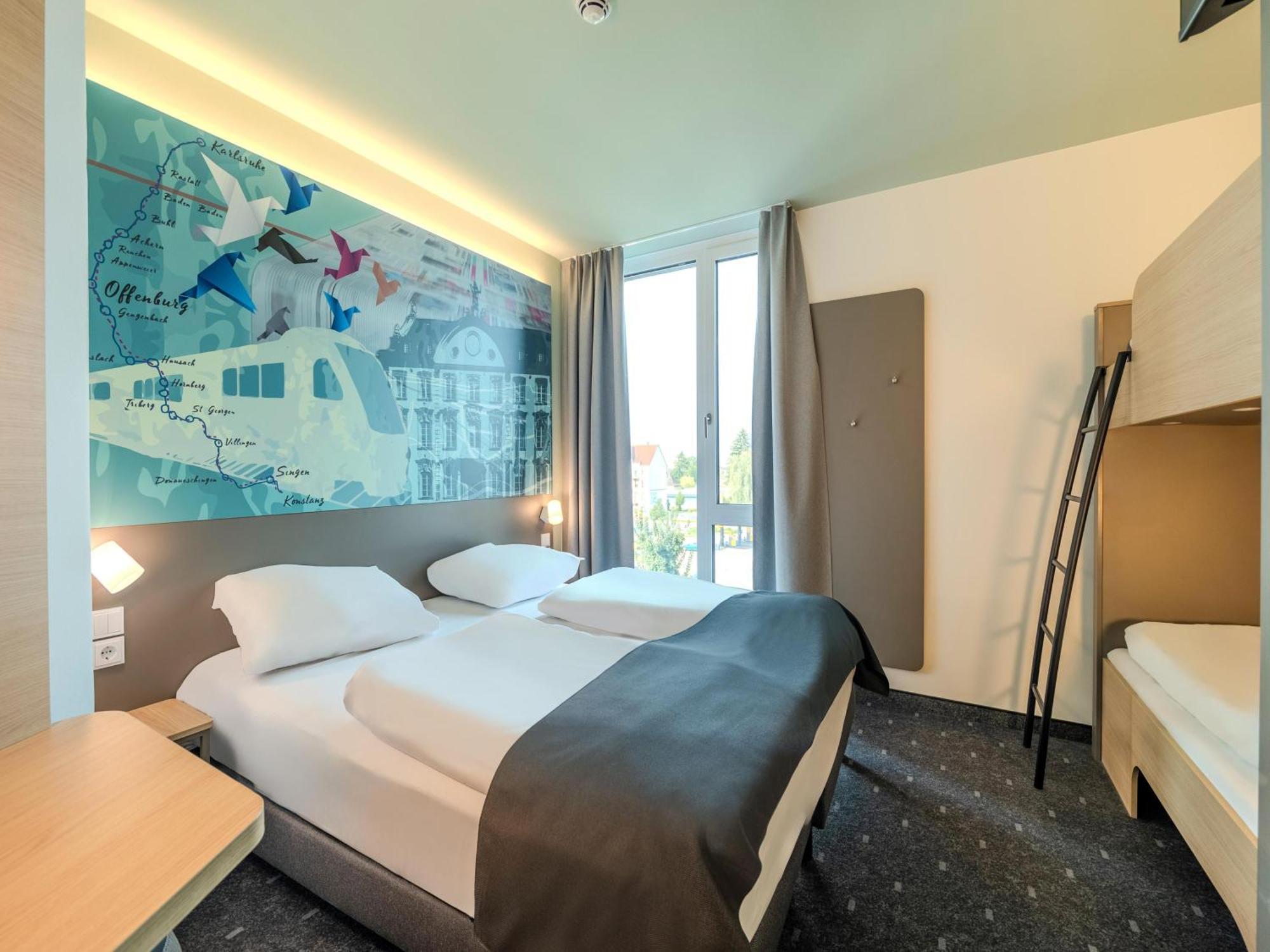 B&B Hotel Offenburg-Hbf ภายนอก รูปภาพ